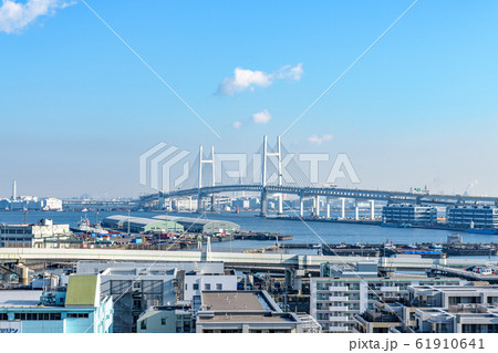 横浜港の風景(横浜市中区、港の見える丘公園より) 横浜港の風景(横浜市中区、港の見える丘公園より) 61910641