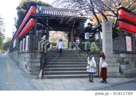 豊川稲荷東京別院（山門） 61912789