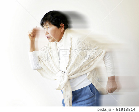 速い女性