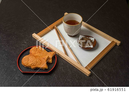 たいやき fish‐shaped pancake (taiyaki)japanese food たいやき fish‐shaped pancake (taiyaki)japanese food 61916551