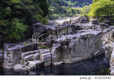 （長野県）木曽路・寝覚の床 61920495