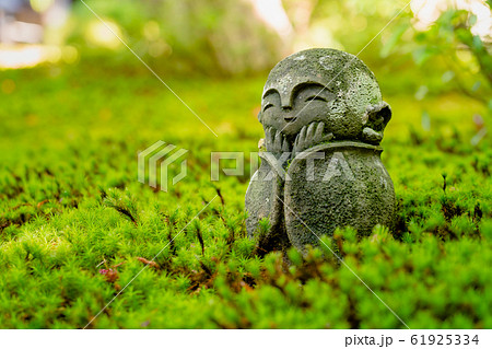 京都・圓光寺 わらべ地蔵 61925334