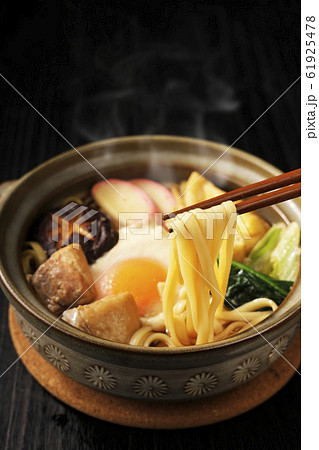 鍋焼きうどん 61925478