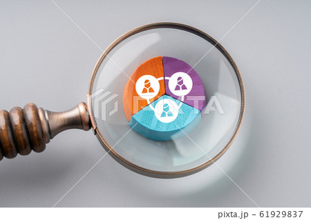 Business & HR icon on computer keyboard in retro 61929837