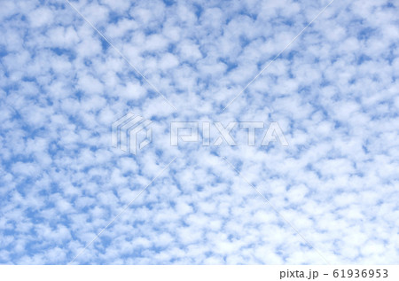 うろこ雲 61936953