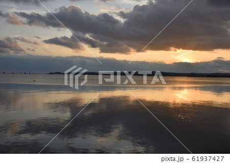 沖縄の夕暮れ 沖縄の夕暮れ 61937427
