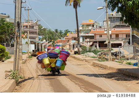 インド_移動販売車 61938488