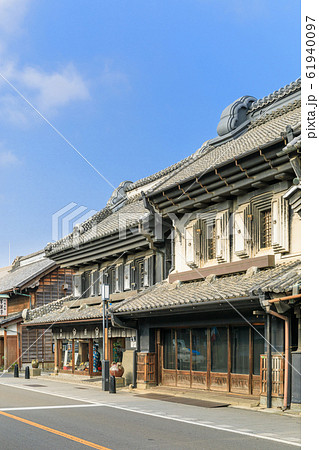 埼玉川越一番街_蔵造りの街並み 61940097