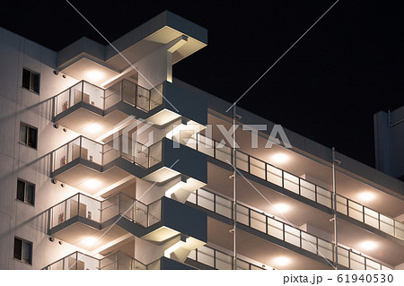 高層マンションのイメージ 61940530