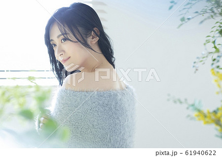 女性　ビューティー　ヘアケア　脱毛 61940622