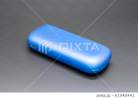 青い加熱式たばこ 青い加熱式たばこ 61948442