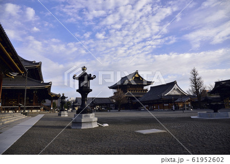 東本願寺 61952602