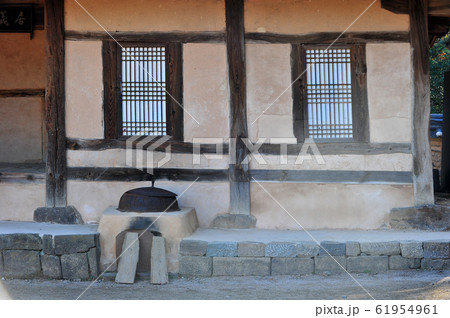 韓屋 かまど 建物 61954961