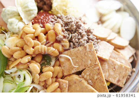 プデチゲ　部隊チゲ　韓国料理 61958341