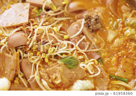 プデチゲ 部隊チゲ 韓国料理 プデチゲ 部隊チゲ 韓国料理 61958360