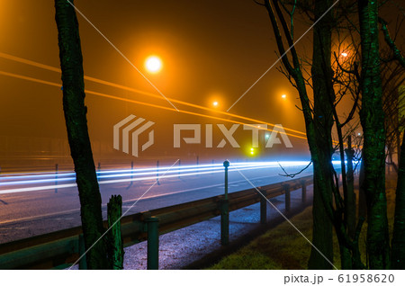 新潟県 上川PA 降雪前 夜景 新潟県 上川PA 降雪前 夜景 61958620
