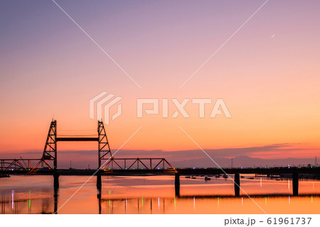 筑後川昇開橋の夕暮れ 61961737