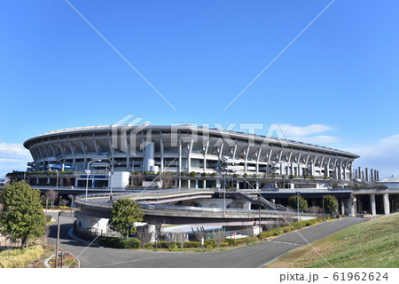 横浜国際総合競技場   61962624