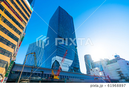 日本の東京都市景観 東京メトロ銀座線渋谷駅の新駅舎や渋谷の摩天楼などを望む=2月1日撮影 日本の東京都市景観 東京メトロ銀座線渋谷駅の新駅舎や渋谷の摩天楼などを望む=2月1日撮影 61968897