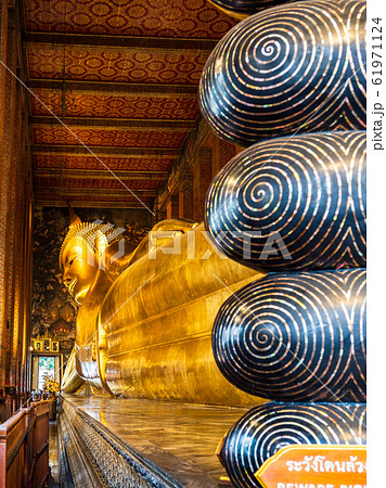 バンコク ワット・ポー Reclining Buddha バンコク ワット・ポー Reclining Buddha 61971124