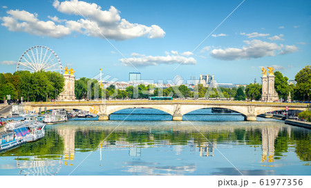 The Pont Alexandre III 61977356