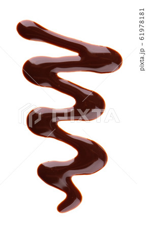 Chocolate syrup drizzle isolated on white 61978181
