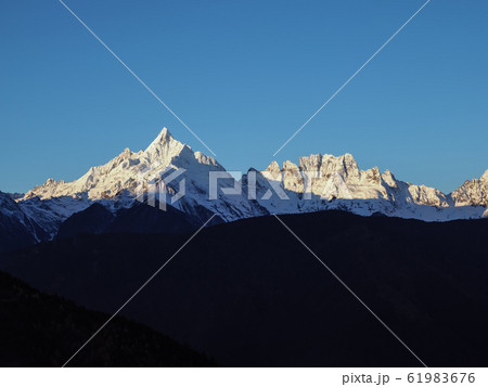 雲南省・徳欽・梅里雪山 メツモ 五冠神山 / Meili Snow Mountain, China 雲南省・徳欽・梅里雪山 メツモ 五冠神山 / Meili Snow Mountain, China 61983676