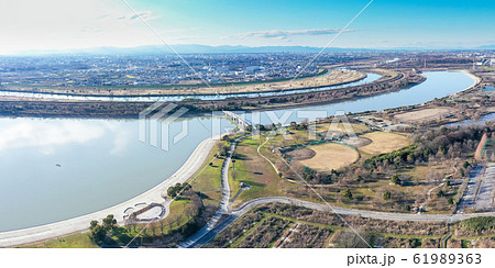 空撮　埼玉県戸田市　彩湖・道満グリーンパーク 61989363