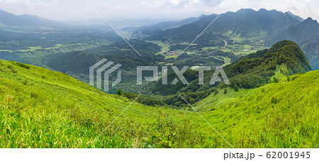 本田実がこよなく愛した秘峰『三平山』山頂の風景（岡山県真庭市蒜山本茅部）※作品コメント欄に撮影位置 62001945