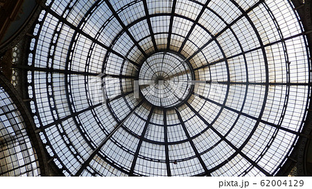 ミラノのガッレリア，イタリア 62004129