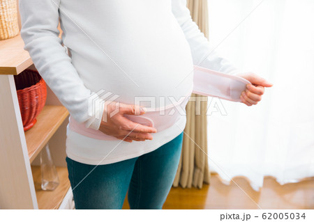 骨盤ベルト　妊婦　着脱　調整 62005034