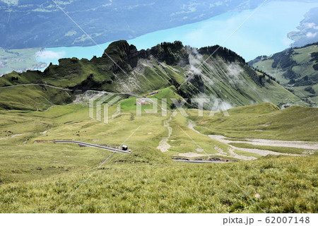 ブリエンツロートホルン鉄道山頂駅からの展望 62007148