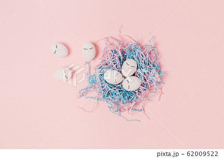 Eggs on a pink background. 62009522