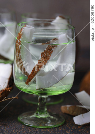 Natural healthy fresh coconut water 62009790