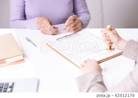 Certifying paper Certifying paper 62012170