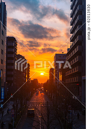 東久留米駅の夕景　ダイヤモンド富士　【東京都】 62013630
