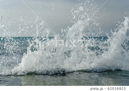 Splashing wave on the Black sea. 62016923
