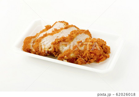 鶏むね肉のチキンカツ 62026018