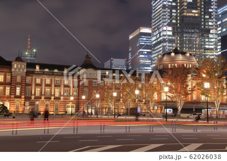 東京駅の夜景 ( 東京都 千代田区 ) 東京駅の夜景 ( 東京都 千代田区 ) 62026038