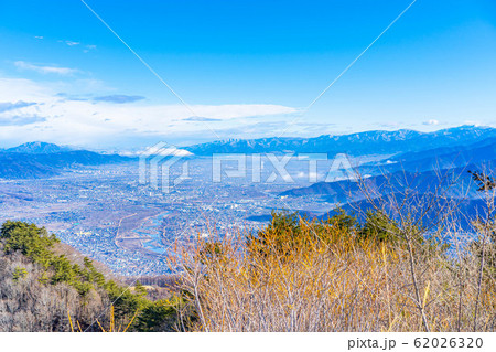 展望台から眺める冬の善光寺平　【長野県】 62026320