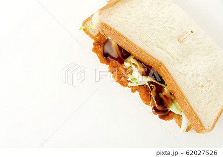 むね肉のチキンカツサンド 62027526