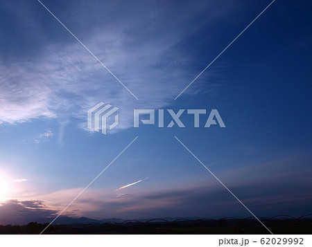 荒川左岸からの夕暮れ 62029992