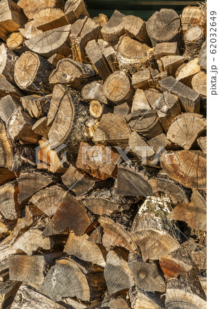 Stacked logs Stacked logs 62032649