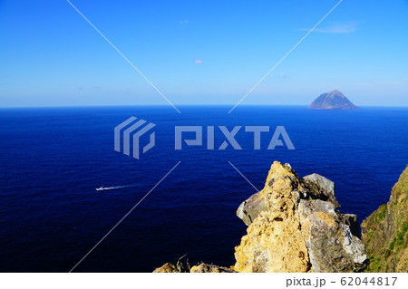 八丈島　六日ヶ原砂丘からの眺め 62044817