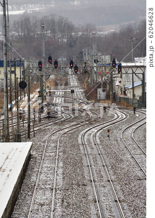 冬の北海道森町森駅の風景を撮影 62046628