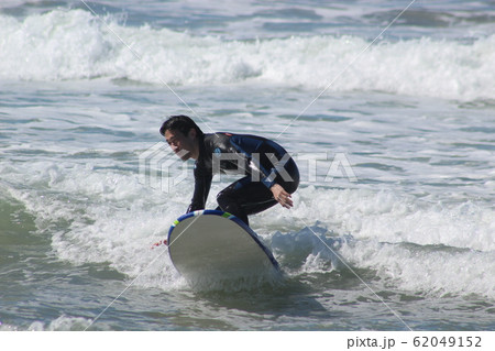 【LA・ベニスビーチ】サーフィン 62049152