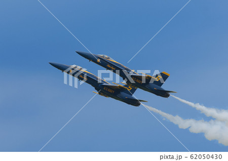 ブルーエンジェルス ソロ2機 ブルーエンジェルス ソロ2機 62050430