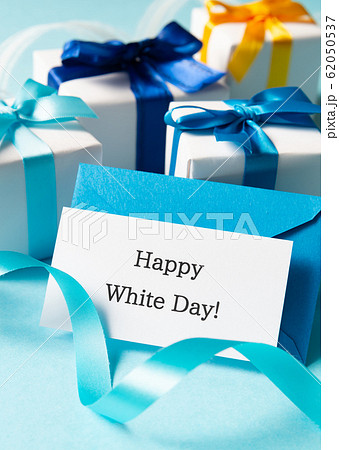 Happy White Day ホワイトデー メッセージカード 手紙 レター 水色の写真素材