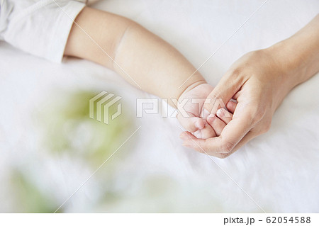 赤ちゃんと母親 赤ちゃんと母親 62054588