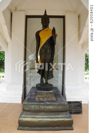 タイ　世界遺産スコータイ歴史公園 62058401